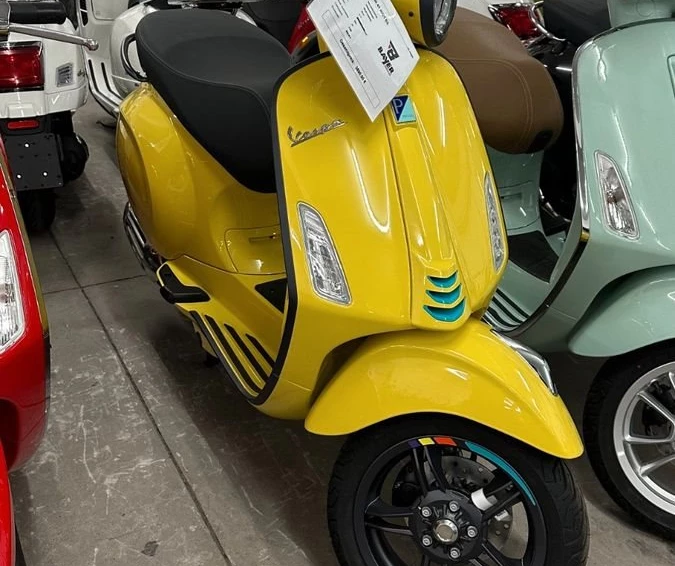 Angebot Vespa Primavera 125 S Bild 3: Angebot Vespa Primavera 125 S