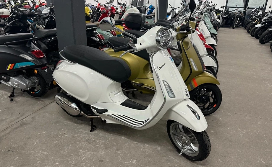 Angebot Vespa Primavera 50 4T Bild 7: Angebot Vespa Primavera 50 4T