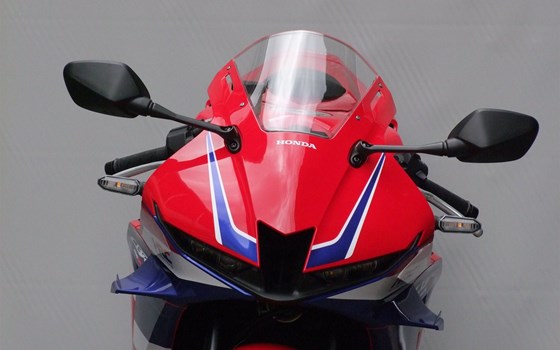 Neufahrzeug Honda CBR600RR - Bild 15 Neufahrzeug Honda CBR600RR - Bild 15
