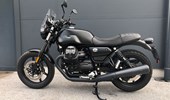 Moto Guzzi V7 Stone