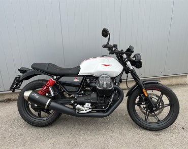 Moto Guzzi V7 Stone Ten