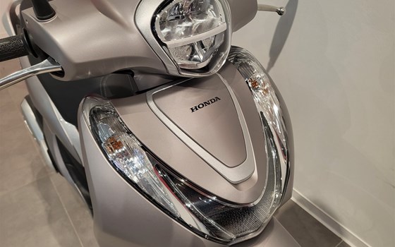 Neufahrzeug Honda SH Mode 125 - Bild 20