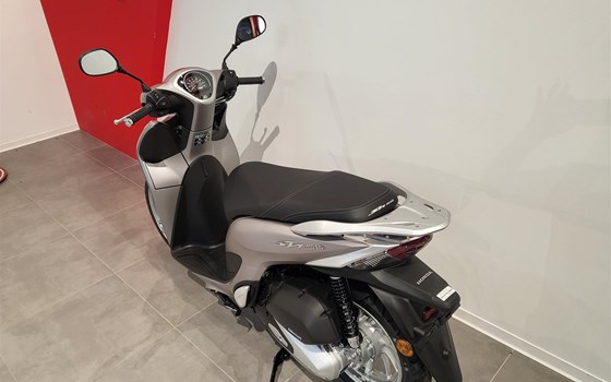 Neufahrzeug Honda SH Mode 125 - Bild 7