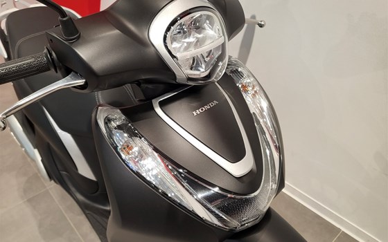 Neufahrzeug Honda SH Mode 125 - Bild 14