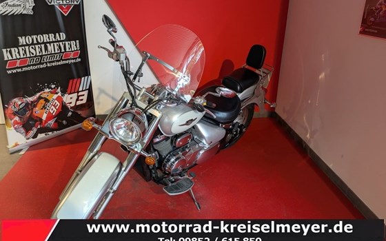 Gebrauchtmotorrad Suzuki VL 800 Volusia - Bild 3
