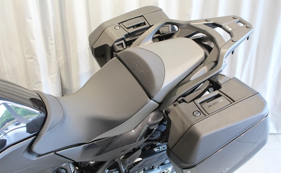 Offer Honda NT1100 DCT Electronic Suspension Bild 11: Offer Honda NT1100 DCT Electronic Suspension