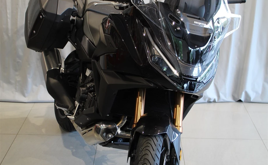 Offer Honda NT1100 DCT Electronic Suspension Bild 9: Offer Honda NT1100 DCT Electronic Suspension