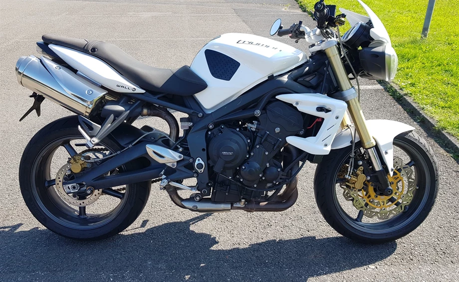 Angebot Triumph Street Triple Bild 4: Angebot Triumph Street Triple