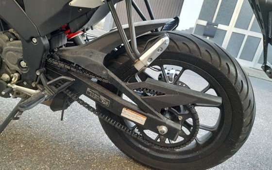 Gebrauchtmotorrad Aprilia Tuono 125 - Bild 6