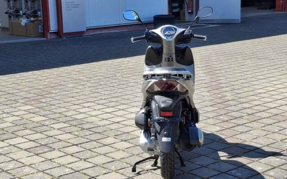 Neufahrzeug Honda SH125i - Bild 2