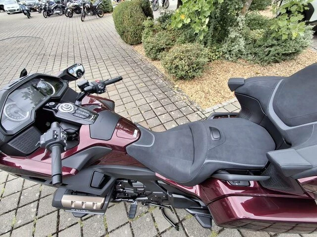 Offer Honda GL 1800 Goldwing Tour DCT Bild 12: Offer Honda GL 1800 Goldwing Tour DCT