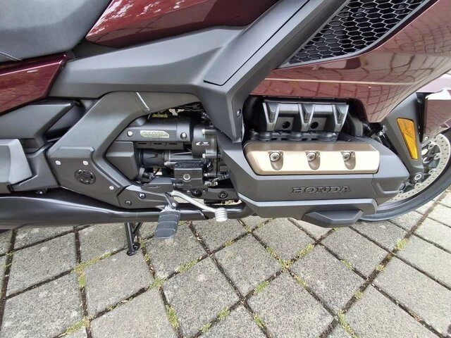 Offer Honda GL 1800 Goldwing Tour DCT Bild 9: Offer Honda GL 1800 Goldwing Tour DCT