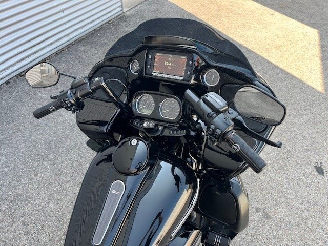 Harley-Davidson Touring Road Glide Special FLTRXS (Vivid Black) - Bild 5