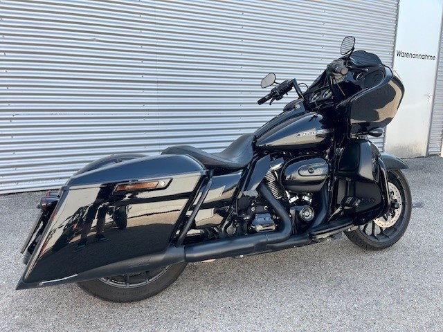 Harley-Davidson Touring Road Glide Special FLTRXS (Vivid Black) - Bild 7