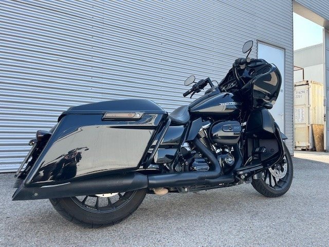 Harley-Davidson Touring Road Glide Special FLTRXS (Vivid Black) - Bild 8