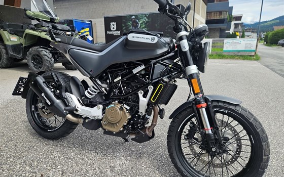 Gebrauchtmotorrad Husqvarna Svartpilen 125 - Bild 1 Gebrauchtmotorrad Husqvarna Svartpilen 125 - Bild 1