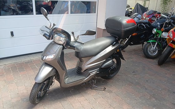 Gebrauchtmotorrad Peugeot Tweet 150 - Bild 1