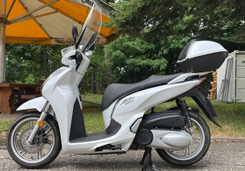 Honda SH300i