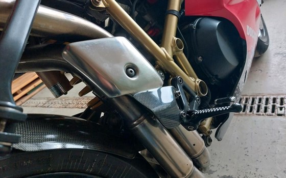 Gebrauchtmotorrad Ducati 748 - Bild 2