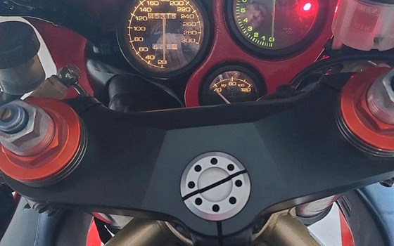 Gebrauchtmotorrad Ducati 748 - Bild 5