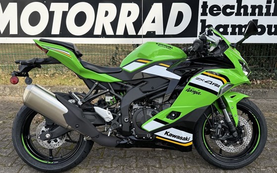 Neufahrzeug Kawasaki Ninja ZX-4RR - Bild 1