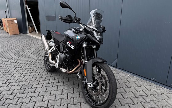 Gebrauchtmotorrad BMW F 900 GS - Bild 3