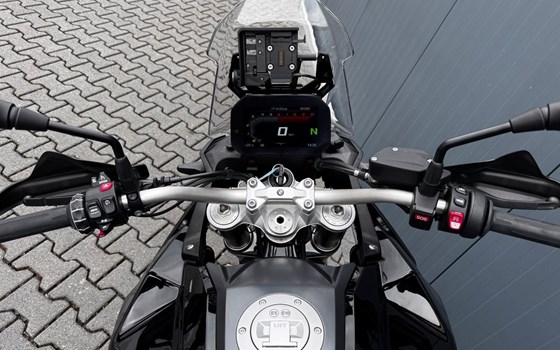 Gebrauchtmotorrad BMW F 900 GS - Bild 4