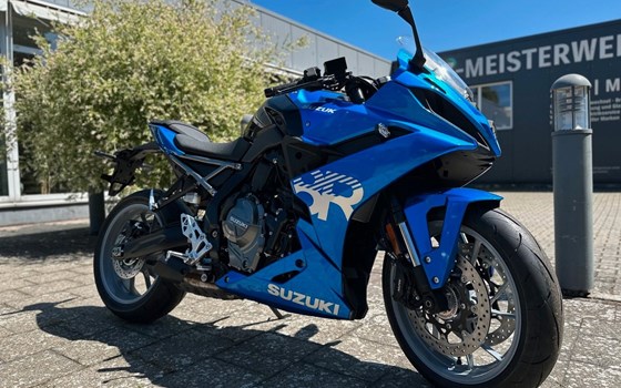 Gebrauchtmotorrad Suzuki GSX-8R - Bild 1