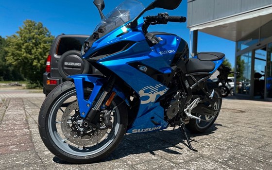 Gebrauchtmotorrad Suzuki GSX-8R - Bild 4