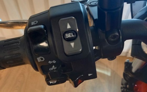 Gebrauchtmotorrad Kawasaki Z650 RS - Bild 11