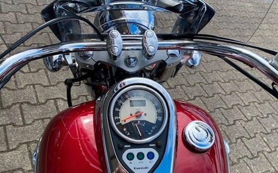 Gebrauchtmotorrad Kawasaki VN 900 Custom - Bild 6