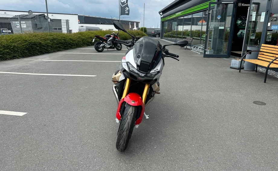 Angebot Moto Guzzi V100 Mandello S Bild 2: Angebot Moto Guzzi V100 Mandello S