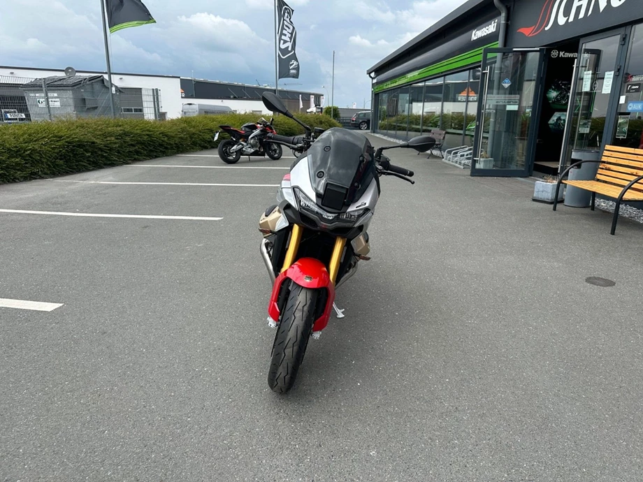 Angebot Moto Guzzi V100 Mandello S Bild 2: Angebot Moto Guzzi V100 Mandello S