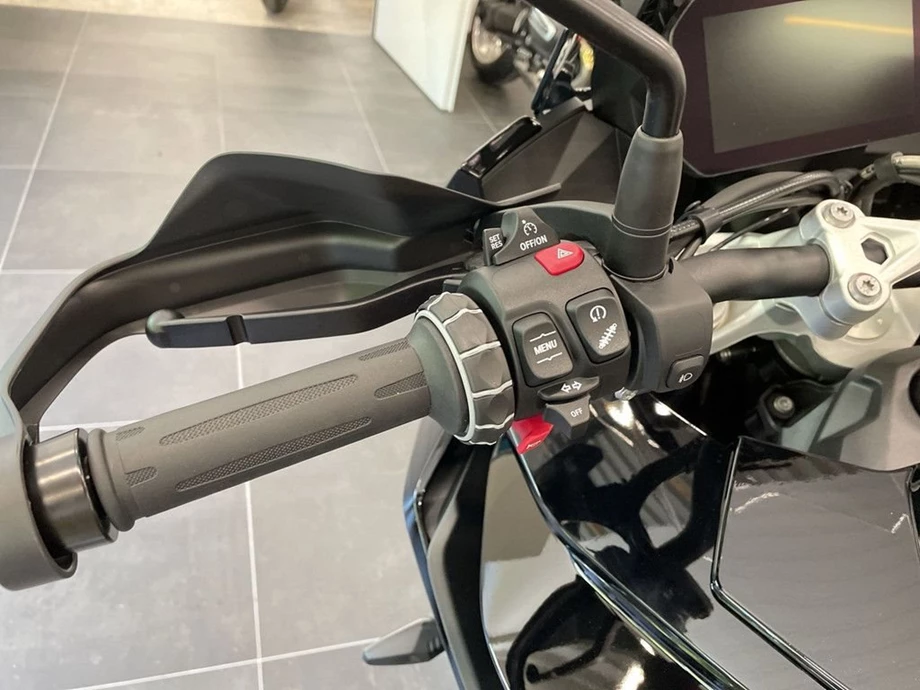 Angebot BMW S 1000 XR Bild 7: Angebot BMW S 1000 XR