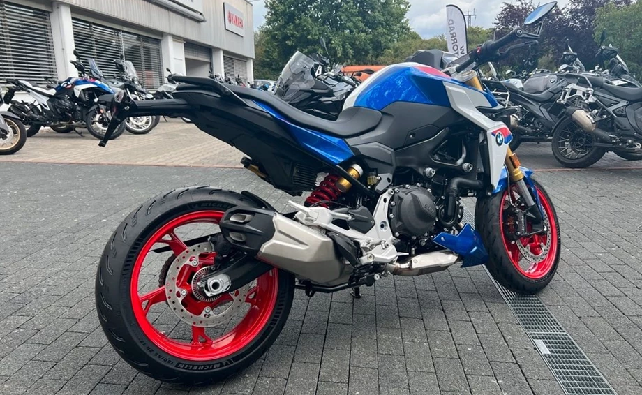 Angebot BMW F 900 R Bild 3: Angebot BMW F 900 R