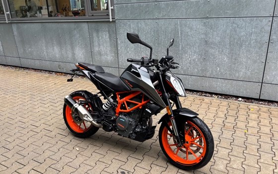 Gebrauchtmotorrad KTM 390 Duke - Bild 2