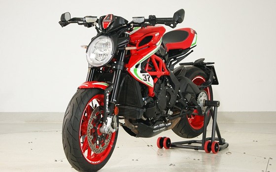 Gebrauchtmotorrad MV Agusta Brutale 800 RC - Bild 14