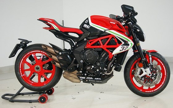Gebrauchtmotorrad MV Agusta Brutale 800 RC - Bild 5