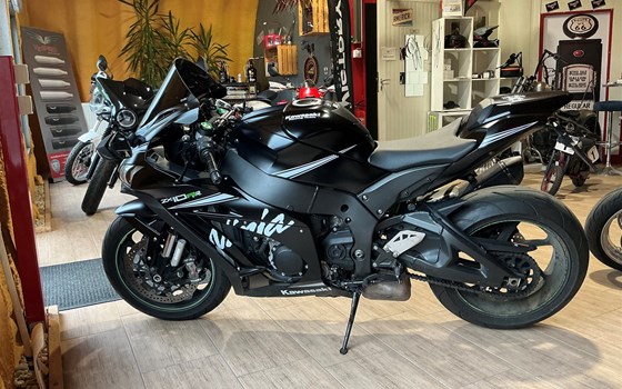 Gebrauchtmotorrad Kawasaki Ninja ZX-10RR - Bild 2 Gebrauchtmotorrad Kawasaki Ninja ZX-10RR - Bild 2