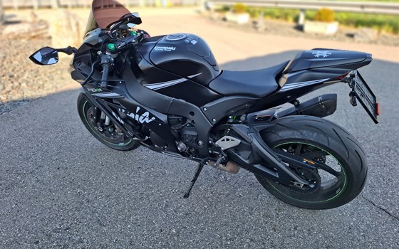 Gebrauchtmotorrad Kawasaki Ninja ZX-10RR - Bild 6 Gebrauchtmotorrad Kawasaki Ninja ZX-10RR - Bild 6