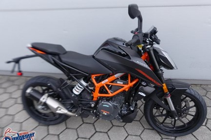 KTM 390 Duke