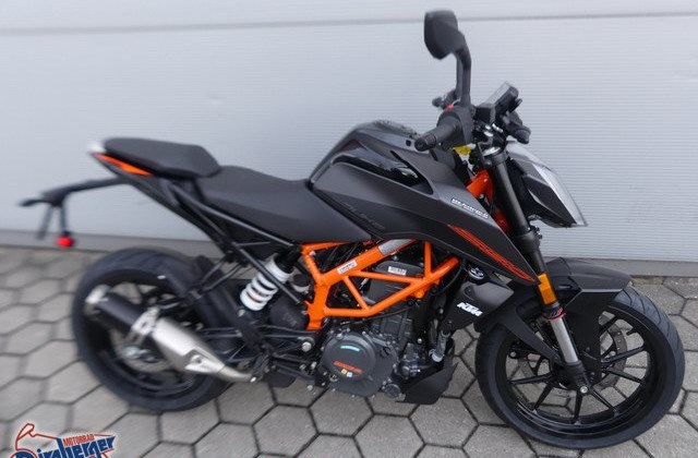KTM 390 Duke