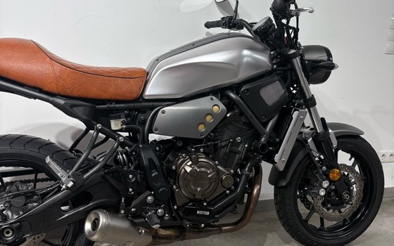 Gebrauchtmotorrad Yamaha XSR700 - Bild 4 Gebrauchtmotorrad Yamaha XSR700 - Bild 4