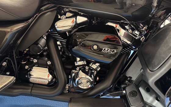 Gebrauchtmotorrad Harley-Davidson Tri Glide Ultra FLHTCUTG - Bild 14 Gebrauchtmotorrad Harley-Davidson Tri Glide Ultra FLHTCUTG - Bild 14
