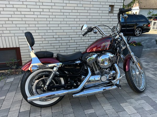 Gebrauchtmotorrad Harley-Davidson Sportster XL 1200 V Seventy-Two