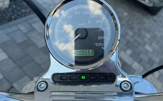 Gebrauchtmotorrad Harley-Davidson Sportster XL 1200 V Seventy-Two - Bild 6