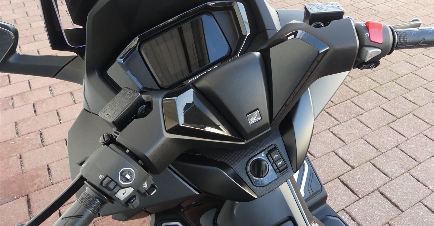 Offer Honda Forza 350
