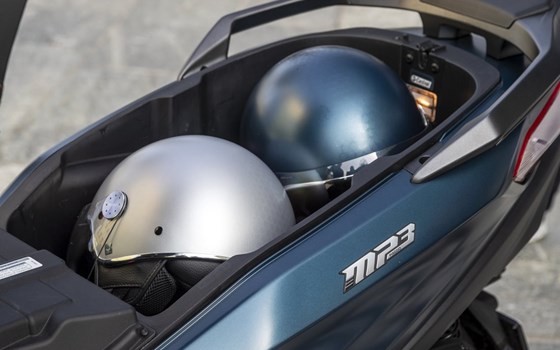 Neufahrzeug Piaggio MP3 530 HPE Exclusive - Bild 10