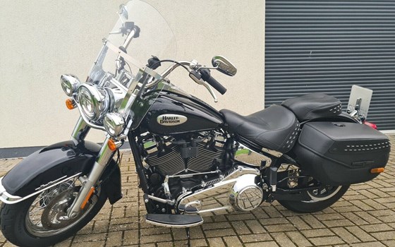 Gebrauchtmotorrad Harley-Davidson Softail Heritage Classic 114 FLHCS - Bild 10