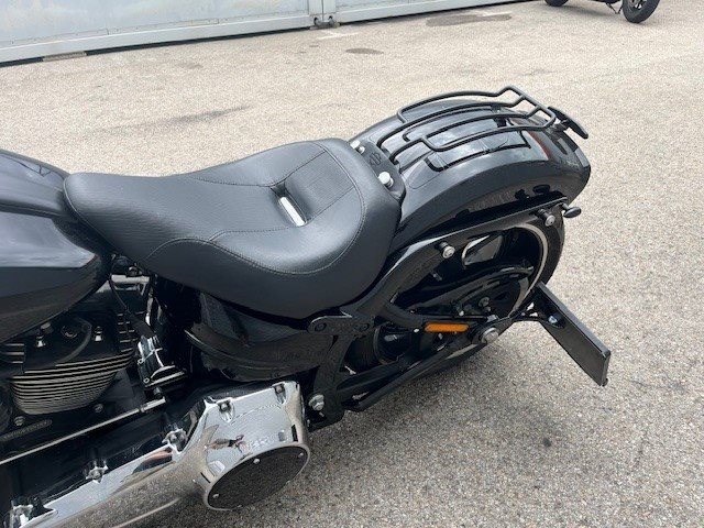 Harley-Davidson Softail Breakout FXSB (Vivid Black) - Bild 12